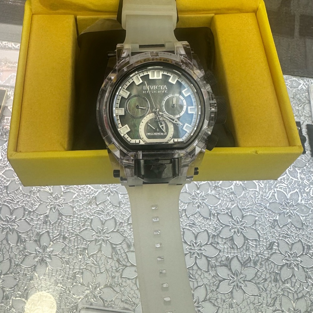Men invicta watch